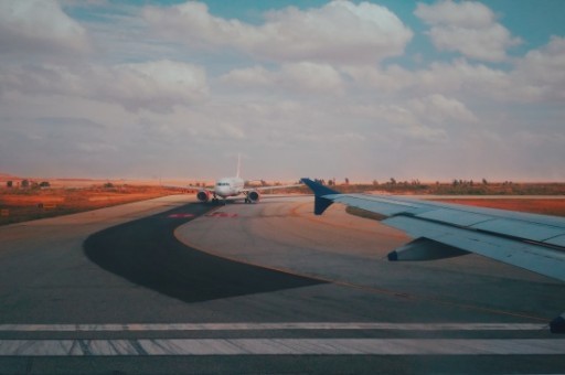 东海航空机票查询官网电话(东海航空机票查询官网电话是多少)